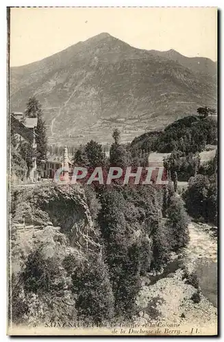 Ansichtskarte AK Saint Sauveur Le gouffre et la dolonne de la duchesse de Berry