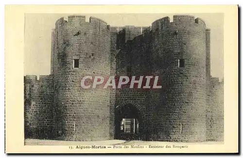 Ansichtskarte AK Aigues Mortes Porte des Monlins Exterieur des Remparts