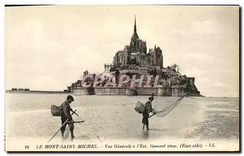 Cartes postales Le Mont Saint Michel Vue Generale a L Est Pecheurs