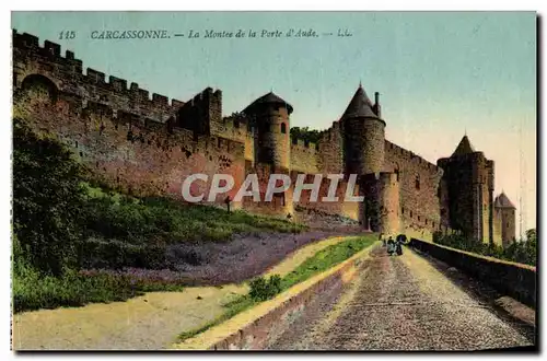 Ansichtskarte AK Carcassonne La Montee de la Porte d Aude