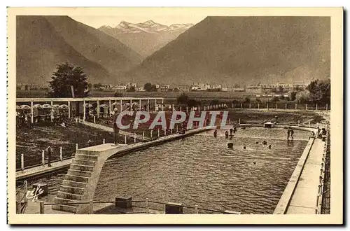 Cartes postales Luchon Le piscine Au Fond montagnes De Venasque