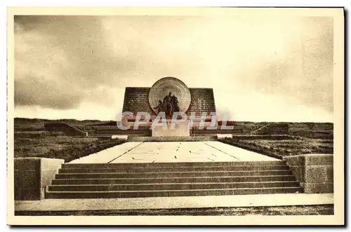 Ansichtskarte AK Le Monument d Andre Maginot sur les Pentes de Souville Militaria