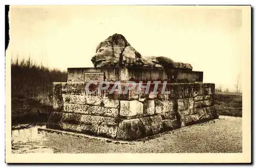 Cartes postales Le Monument eleve a la chapelle Saint Fine Militaria