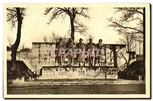 Ansichtskarte AK Verdun Monument aux Enfants de Verdun Militaria