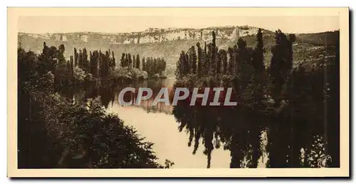 Cartes postales Vallee du Lot Les falaises au lieu dit Le Saut de la Mouline
