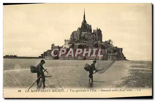 Cartes postales Le Mont Saint Michel Vue Generale a L Est Pecheurs