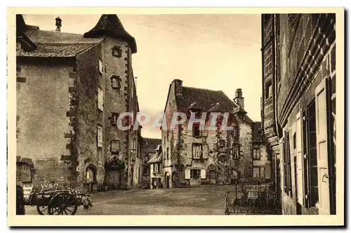 Ansichtskarte AK La Tolede Auvergnate Salers Vieilles Maisons sur la Grande Place