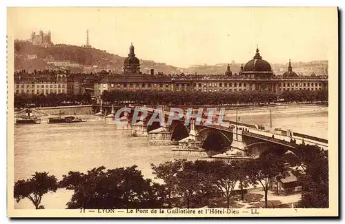 Cartes postales Lyon Le Pont de la Guillotiere et L Hotel Dieu