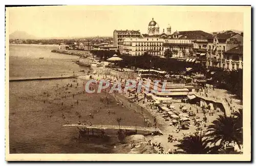 Cartes postales Saint Raphael Vue Generale sur la Plage et le boulevard Felix Martin