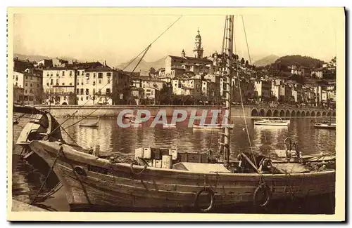 Cartes postales Menton Le Port et la Vieille Ville Bateau