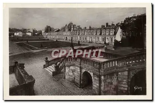 Cartes postales Fontainebleau Aile des ministeres et cour des adieux