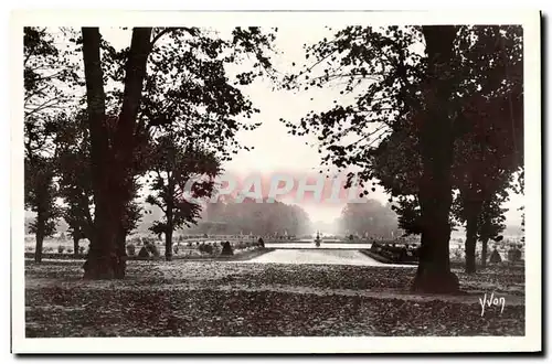 Cartes postales La Douce France Palais De Fontalnebleau Le parterre