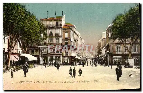 Cartes postales Avignon Place de L Hotel de Ville et Rue de la Republique