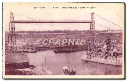 Ansichtskarte AK Brest Le Pont Transbordeur et le Port de Guerre Bateaux