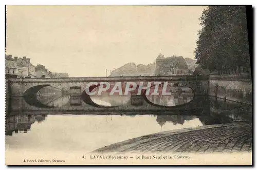 Ansichtskarte AK Laval Le Pont Neuf et le Chateau