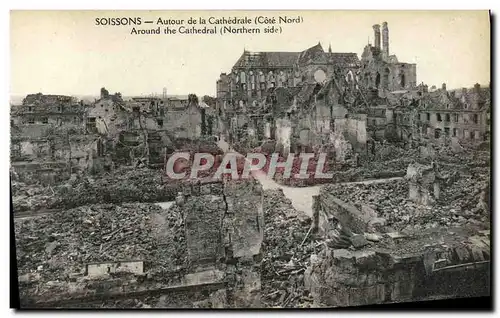 Cartes postales Soissons Autour de la Cathedrale Militaria