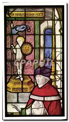 Cartes postales moderne King s college chapel Cambridge Detail from window II the high priest of the temple of the sun