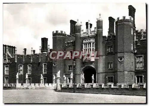 Cartes postales Hampton Court Place Middlesex The great gatehouse and the bridge