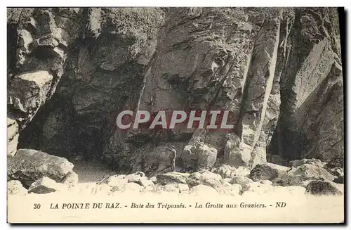 Ansichtskarte AK La Pointe Du Raz Baie des Trepasses La grotte aux graviers