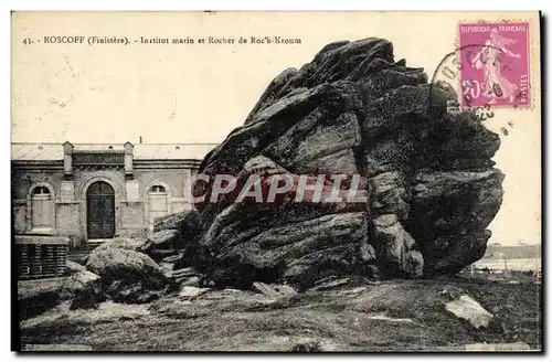 Cartes postales Roscoff Institut marin et Rocher de Roc h Kroum