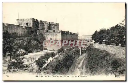 Ansichtskarte AK Brest Le Donjon et les Fosses du Chateau