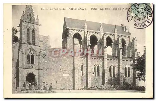 Ansichtskarte AK Environs de Parthenay Pitie La Basilique