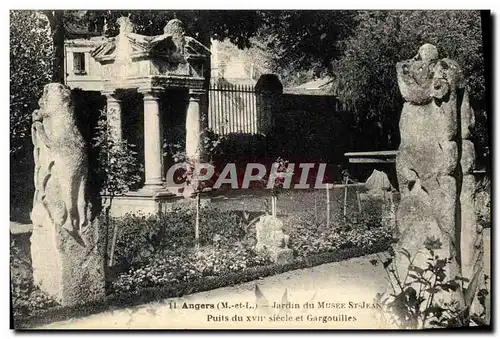 Cartes postales Angers Jardin du Musee Puits du 17eme et gargouilles