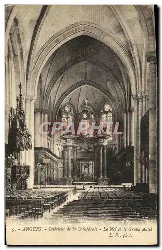 Cartes postales Angers Interieur de la Cathedrale La Nef et le Grand Autel