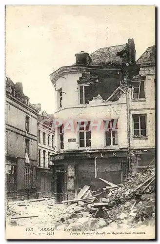 Cartes postales Arras Rue Saint Nicolas Militaria