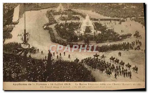 Ansichtskarte AK Militaria Apotheose de la victoire 14 juillet 1919 La marine francaise defile avec l amiral Roma