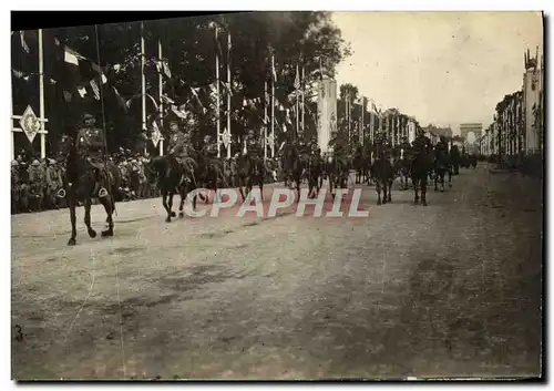 Ansichtskarte AK Militaria Defile de la victoire 1919 Arc de Triomphe Paris