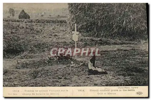 Cartes postales Militaria Tombes de soldats francais sur le champ de bataille de Meaux