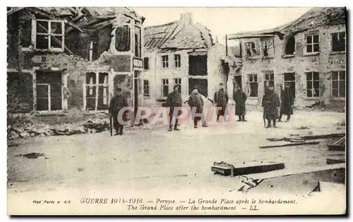 Ansichtskarte AK Militaria St Jacques Pervyse La Grande Place apres le Bombardement