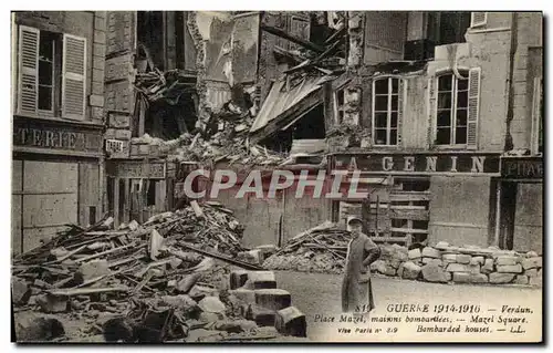 Ansichtskarte AK Verdun Place mazel Maisons fortifiees Militaria