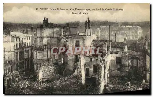 Cartes postales Verdun en Runes Vue Panoramique Au fond le cercle militaire Militaria