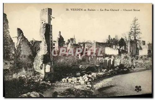 Ansichtskarte AK Verdun en Runes La Rue Chevert Militaria