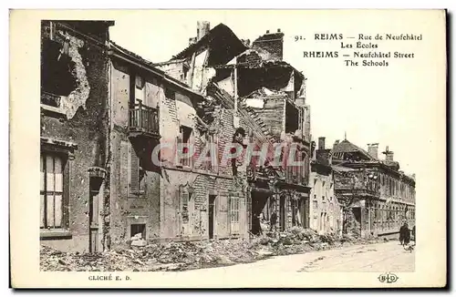 Ansichtskarte AK Militaria Reims Rue de Neufchatel Les Ecoles