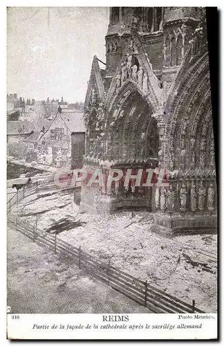 Cartes postales Militaria Reims Partie de la facade de la cathedrale apres le sacrilege allemand