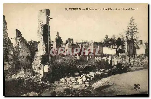 Ansichtskarte AK Militaria Verdun en Ruines La Rue Chevert