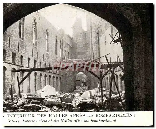 Ansichtskarte AK Militaria Ypres Interieur des Halles Apres le Bombardement