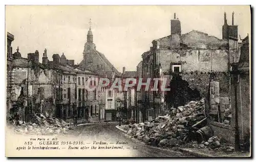 Ansichtskarte AK Militaria Guerre Verdun Ruines apres le bombardement