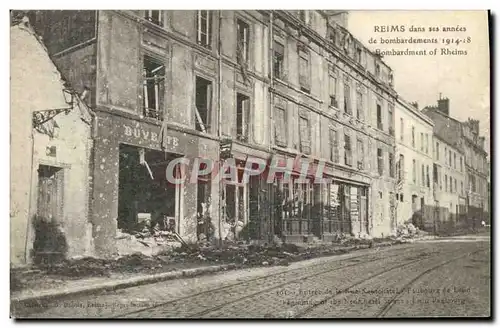 Ansichtskarte AK Reims Dans ses Annces de Bombardements Entree de la rue Neufchatel Militaria Buvette