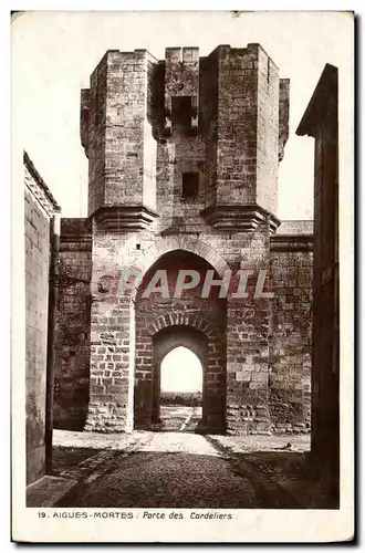 Cartes postales Aigues Mortes Porte des Cordeliers