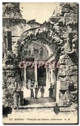 Cartes postales Nimes Temple de Diane Interieur