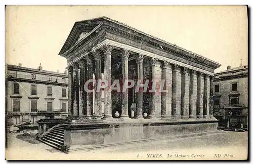 Cartes postales Nimes La Maison Carree