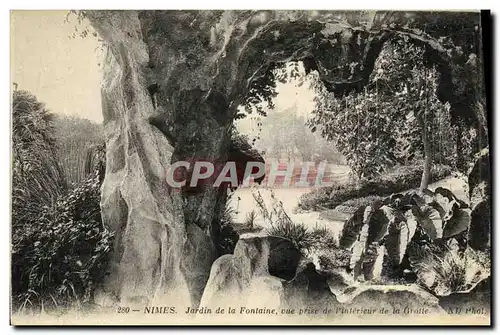 Cartes postales Nimes Jardin de la Fontaine Vue Prise de L Interieur de la grotte
