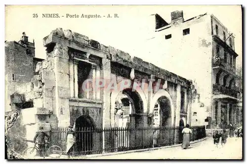 Cartes postales Nimes Porte Auguste Velo Cycle