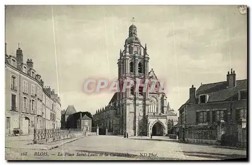 Cartes postales Blois La Place Saint Louis et la Cathedrale