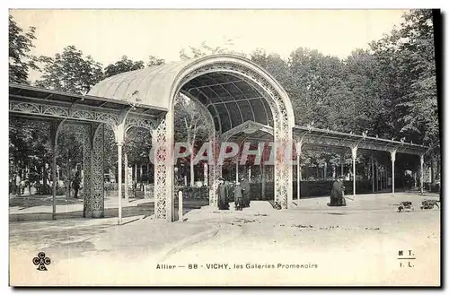 Cartes postales Vichy Les Galeries Promenoirs