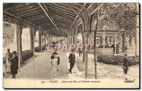 Ansichtskarte AK Vichy Source du Parc et Galeries Couvertes